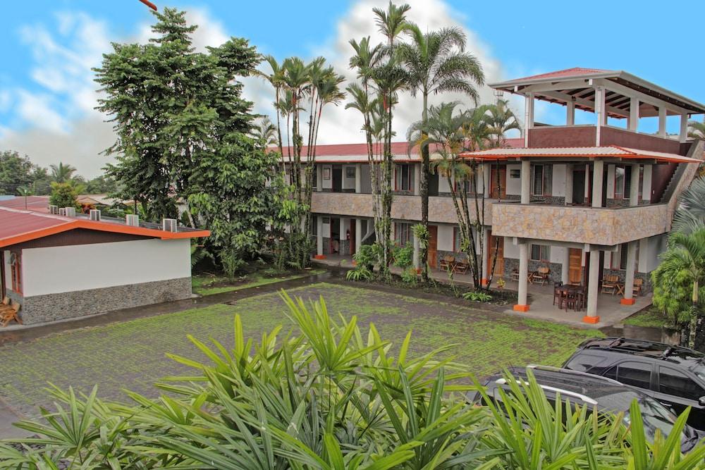 La Fortuna San Bosco Inn מראה חיצוני תמונה